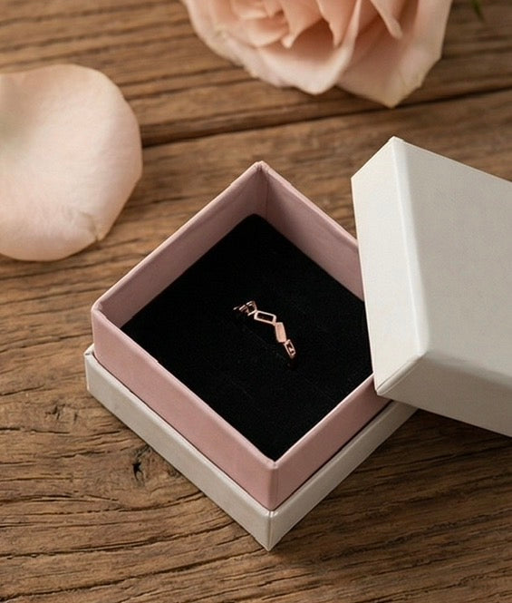Anti-Tarnish Band Ring (Free Size)