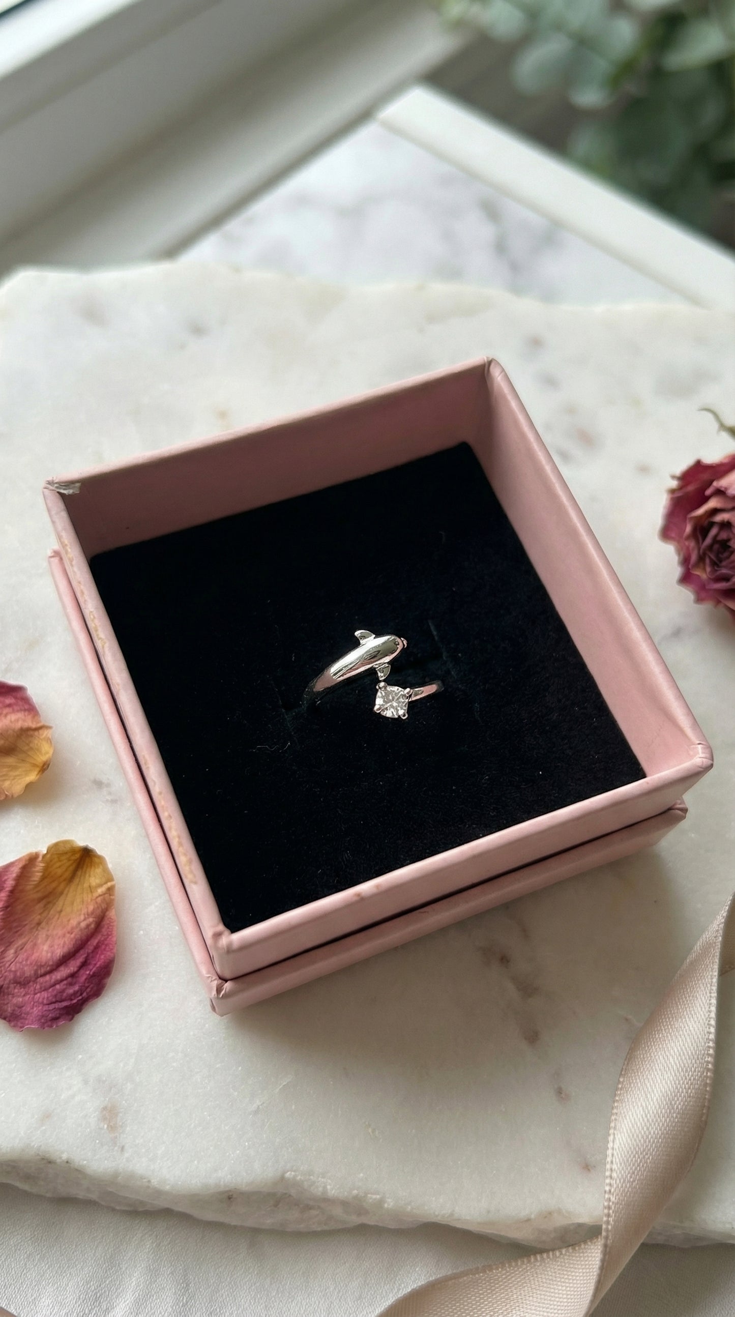 Dolphin-Shaped Ring (Free Size)