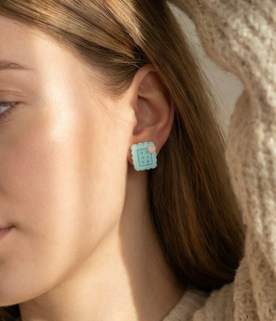 Dice Mini Earrings (Studs)