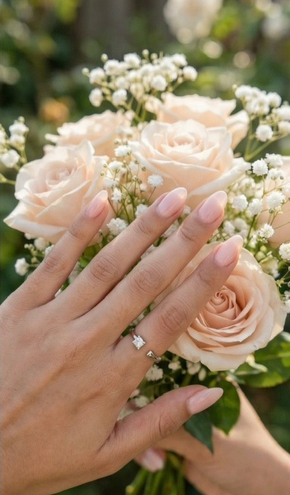 Dual-Stud Diamond Ring (Free Size)