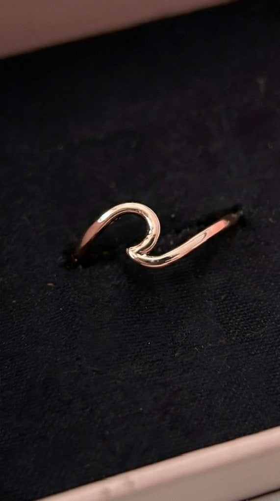 Deep Curve Ring (Free Size)