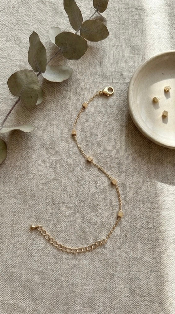 Anti-Tarnish Square Stud Bracelet